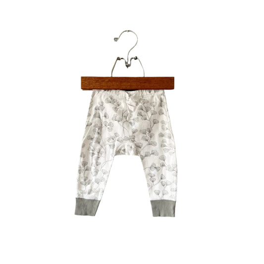 Sapling / White x grey ruffle cotton pants / 3-6M