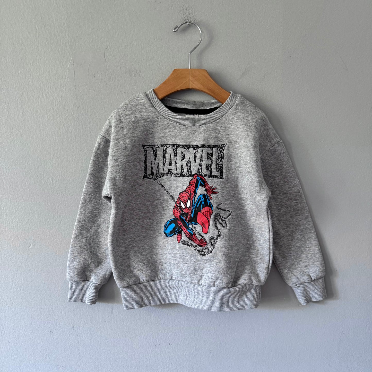 Marvel / Spiderman light grey sweatshirt / 4Y