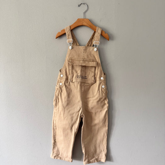 Zara / Beige overalls / 2-3Y