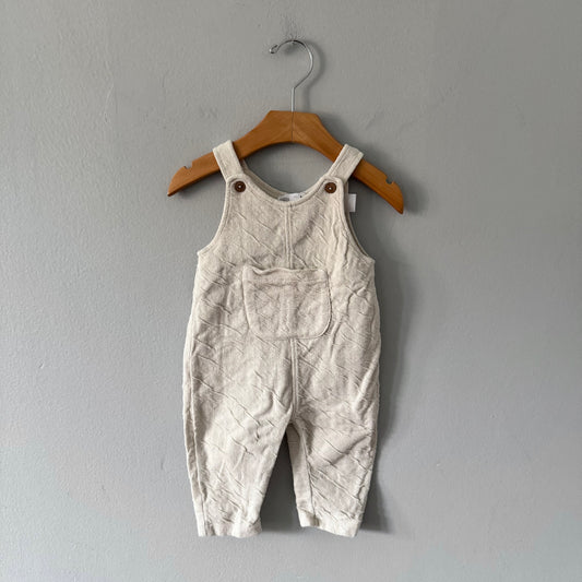 Zara / Off white overalls / 6-9M