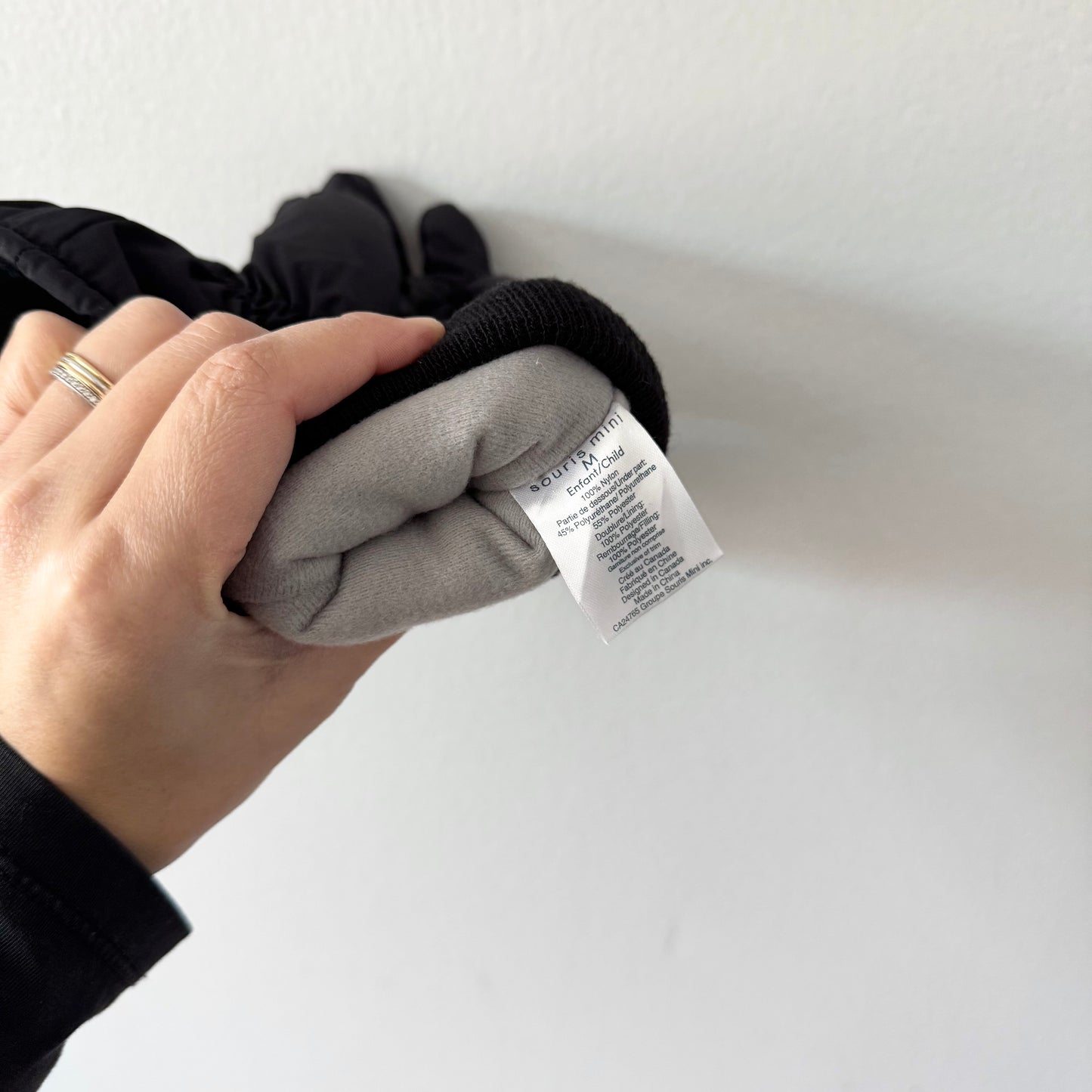 Souris mini / Black snow gloves / M(3Y)