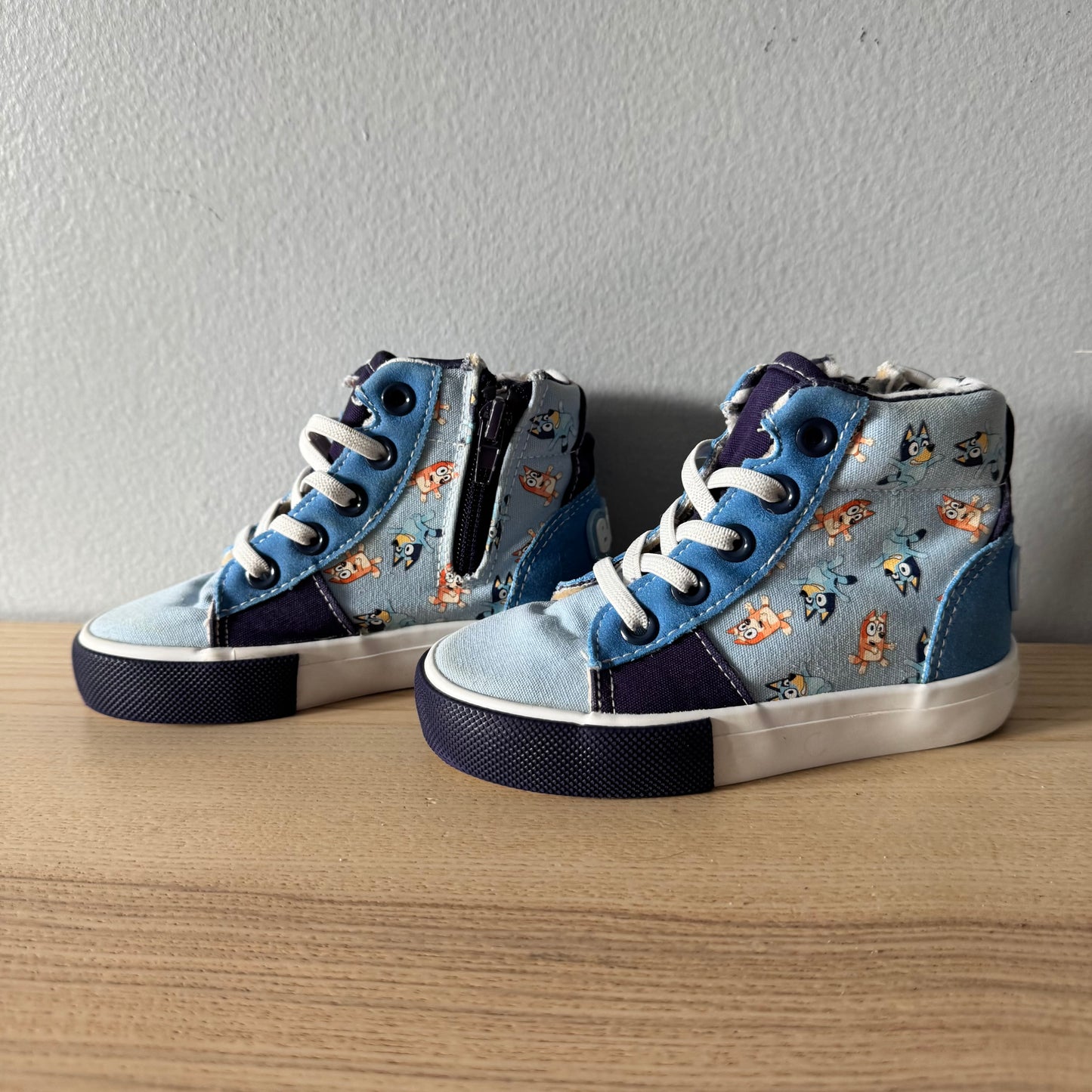 Bluey / Sneaker / US9