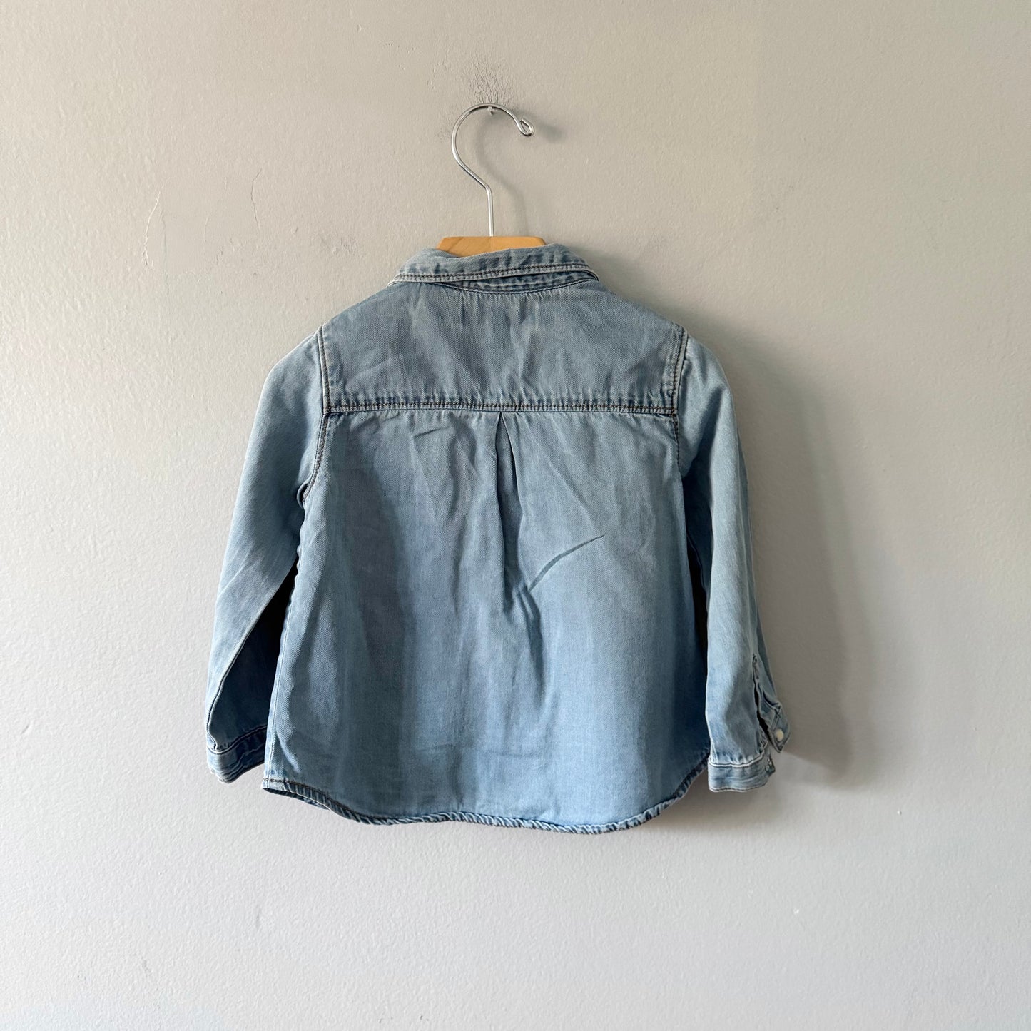 Zara / Denim shirt / 18-24M