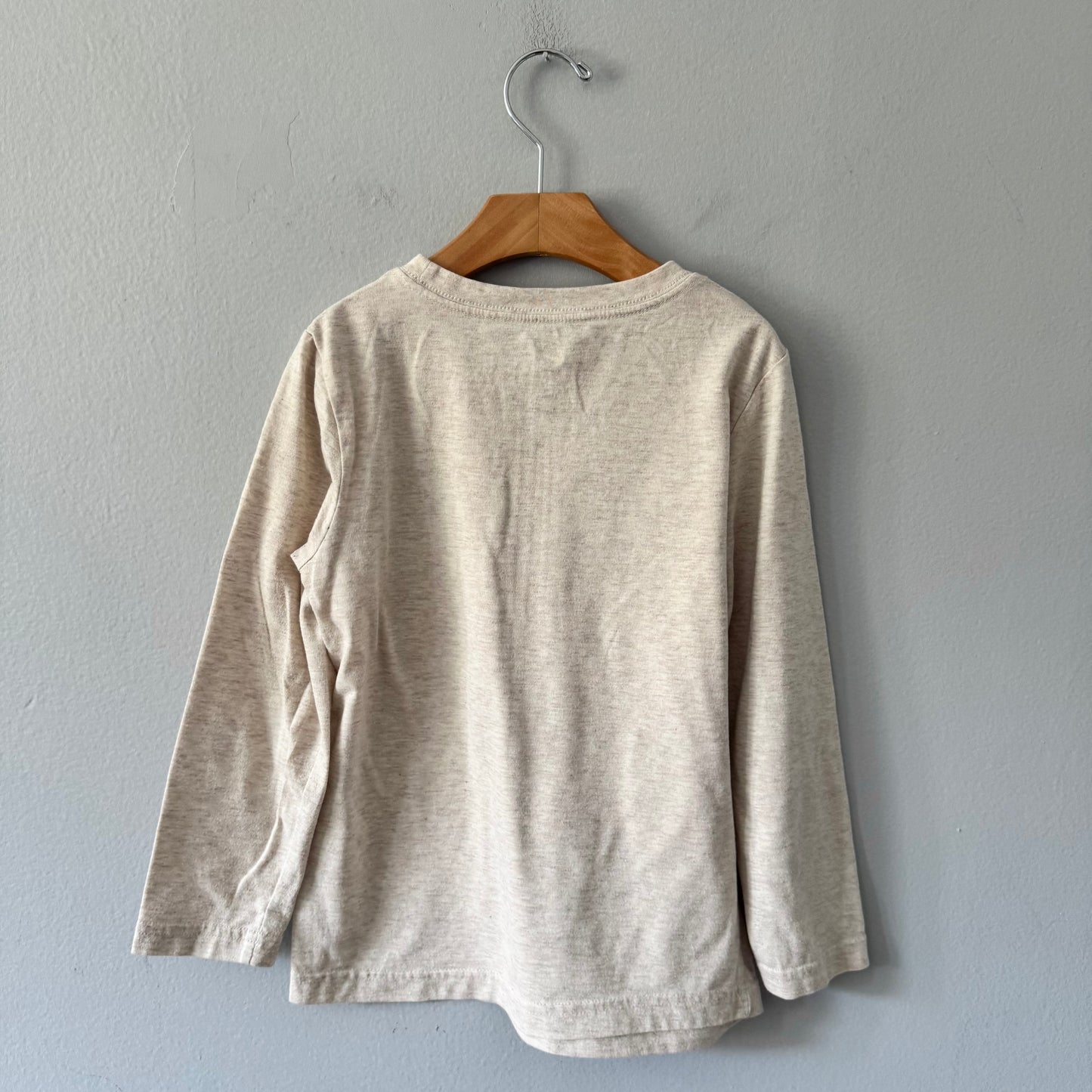 Nike / Beige logo long sleeve top / 5-6Y