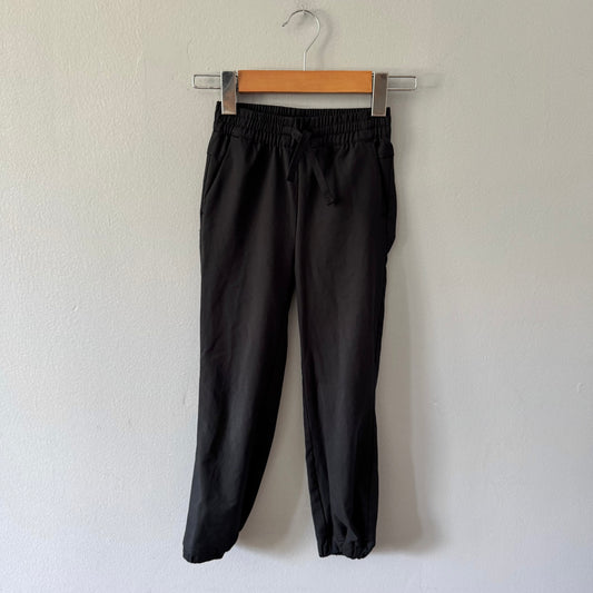 Fwd / Black active pants / 6Y