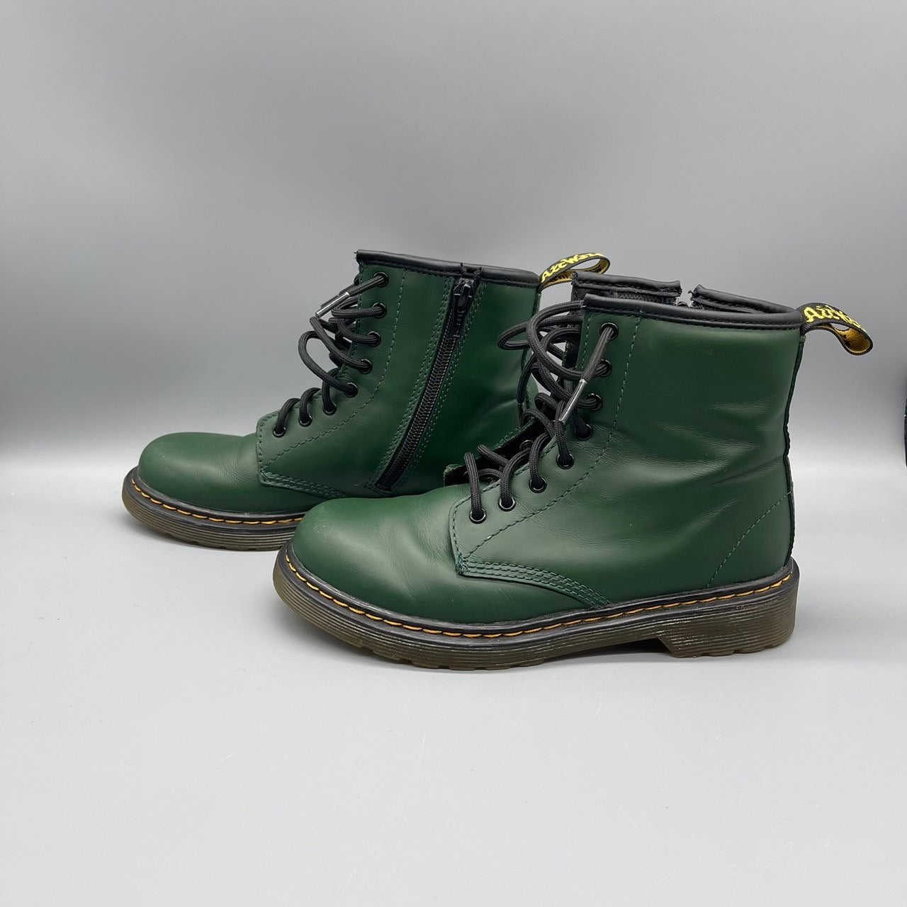 Dr. Martens / Boots / J3