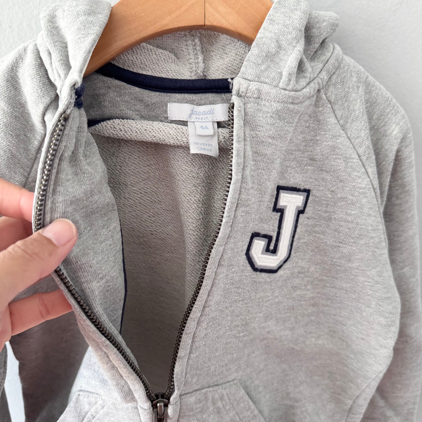 Jacadi / Light grey zip up hoodie / 4Y