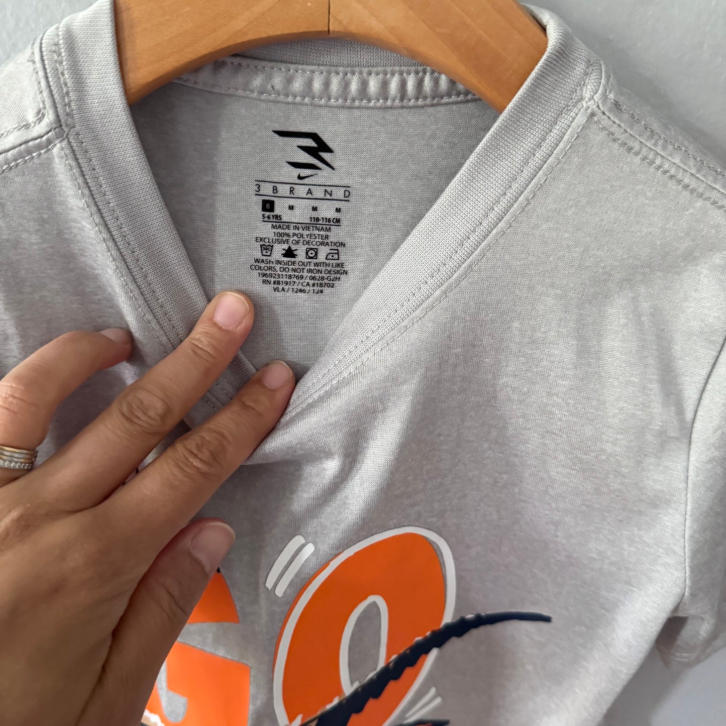 Nike / Light grey Dri-fit / 5-6Y