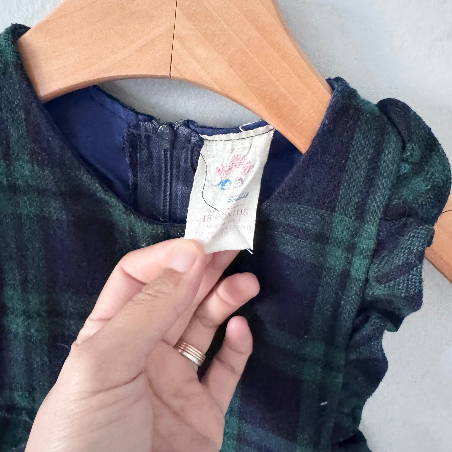 Vintage / Navy green romper / 18M