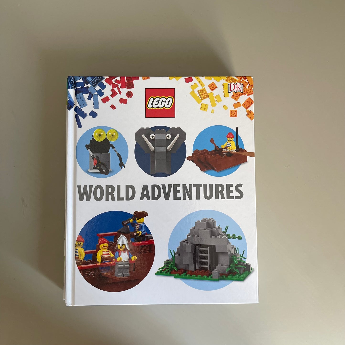 LEGO - 6 Books