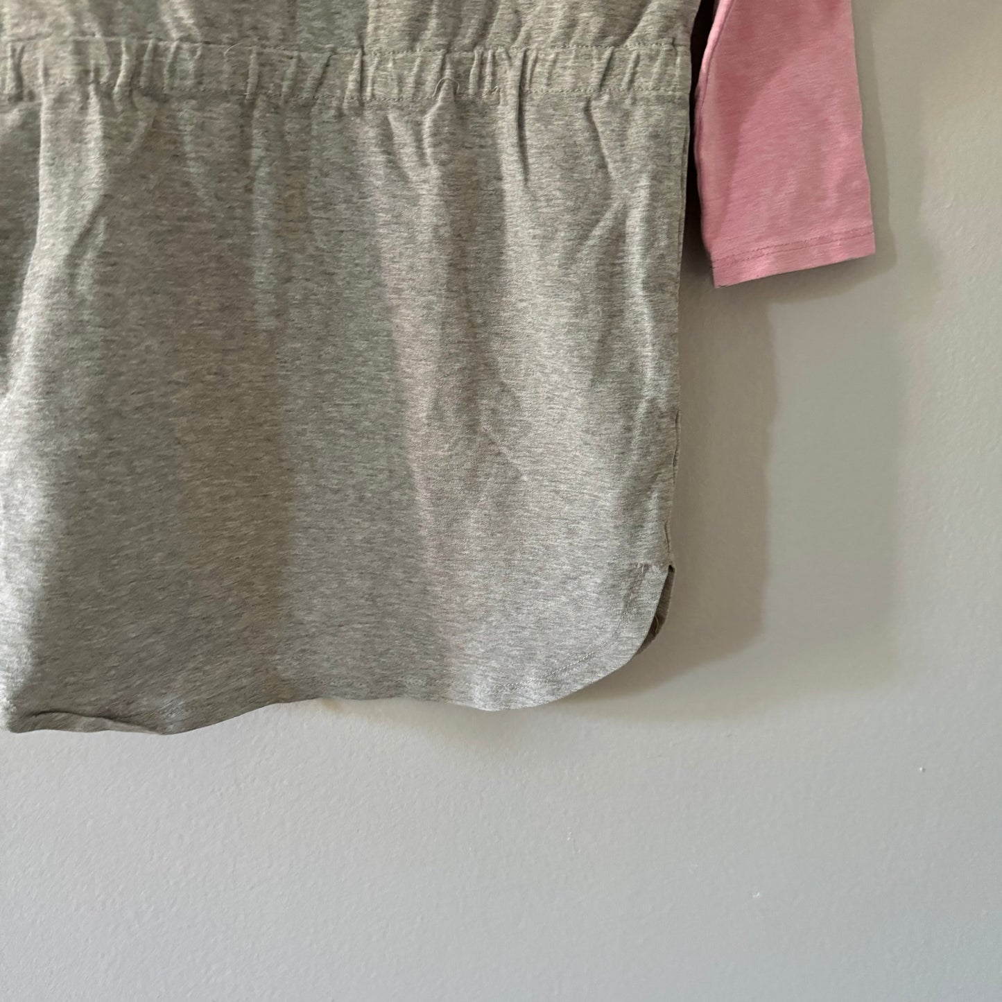 Roots / Light pink x grey raglan crew dress / 5T