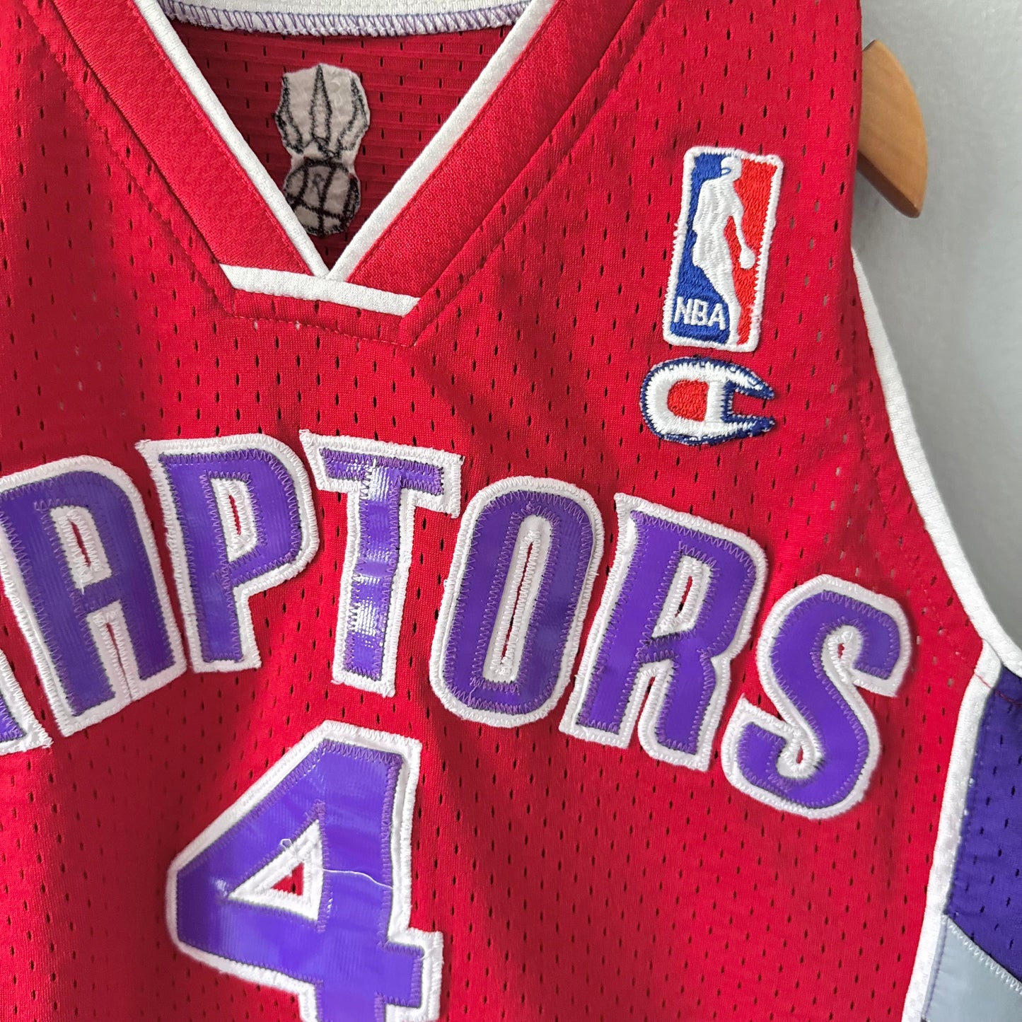 Vintage NBA x Champion / Toronto Raptors jersey #4 / 6-8Y