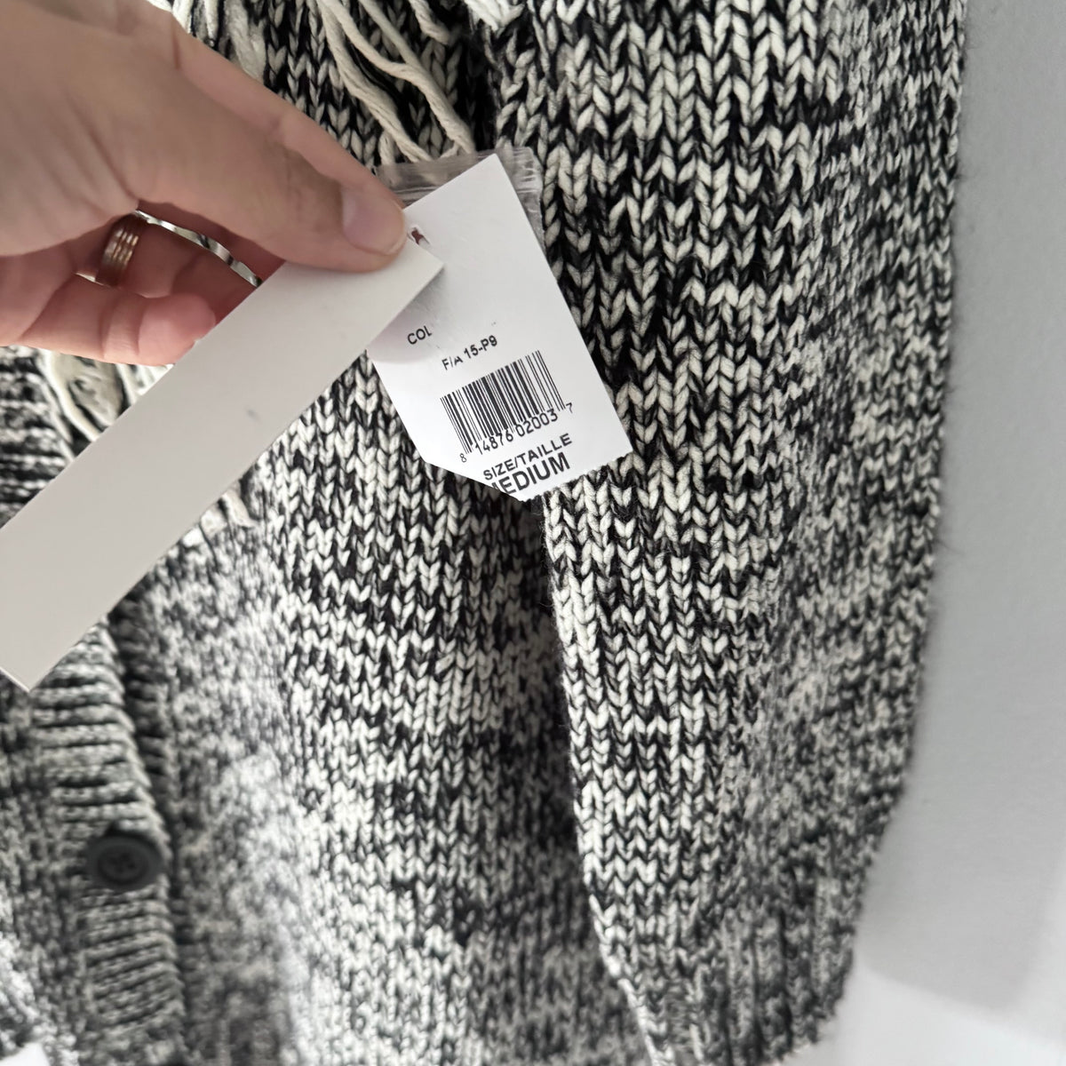 Design Lab / Lord & Taylor Sweaters / Women M - New with tag