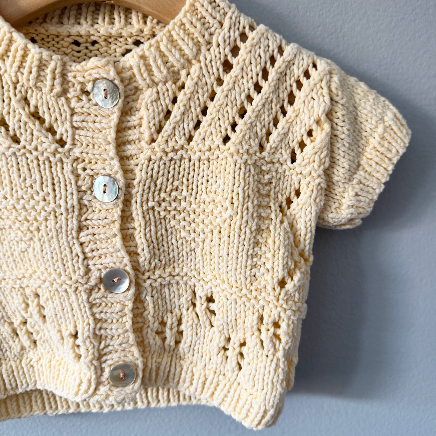Handmade / Cream short sleeve knit cardigan	/ 6M