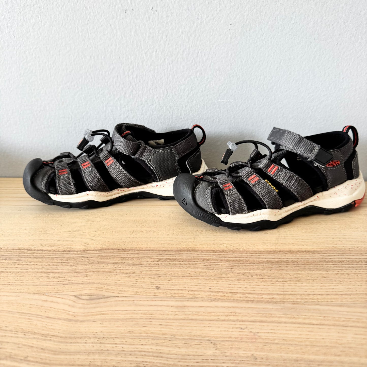 Keen / Sandales / US12