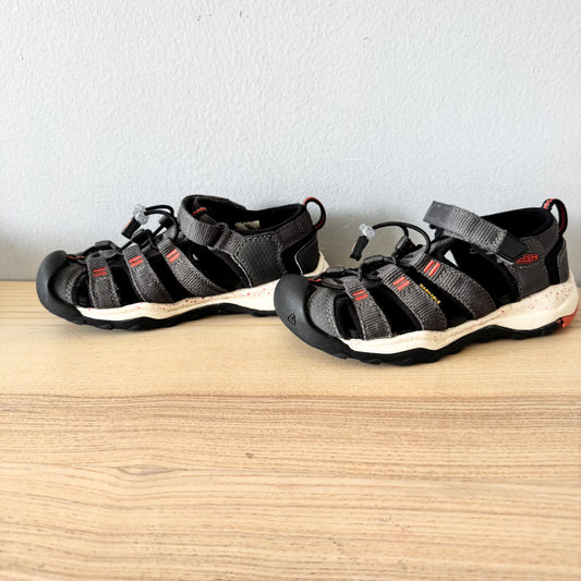Keen / Sandals / US12