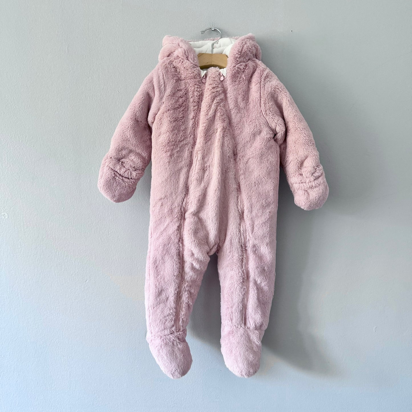 Primark / Pink sherpa bunting suit / 12-18M