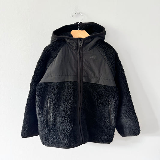 Gap / Black sherpa x nylon zip up jacket / 4-5Y