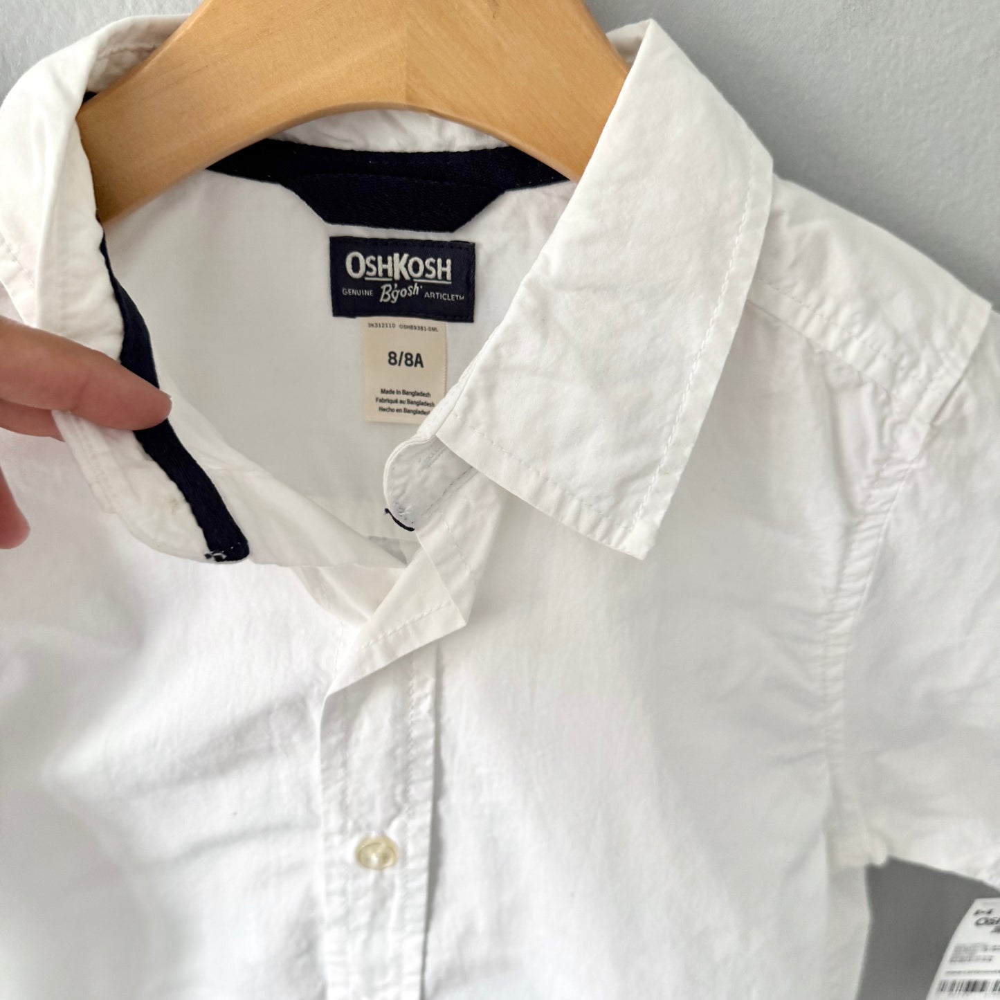 Oshkosh / White short sleeve shirt / 8Y - New with tag