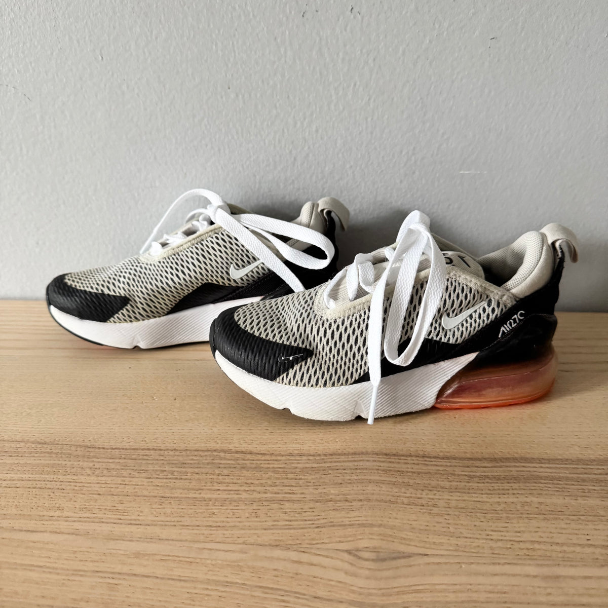 Nike / Sneaker / US11