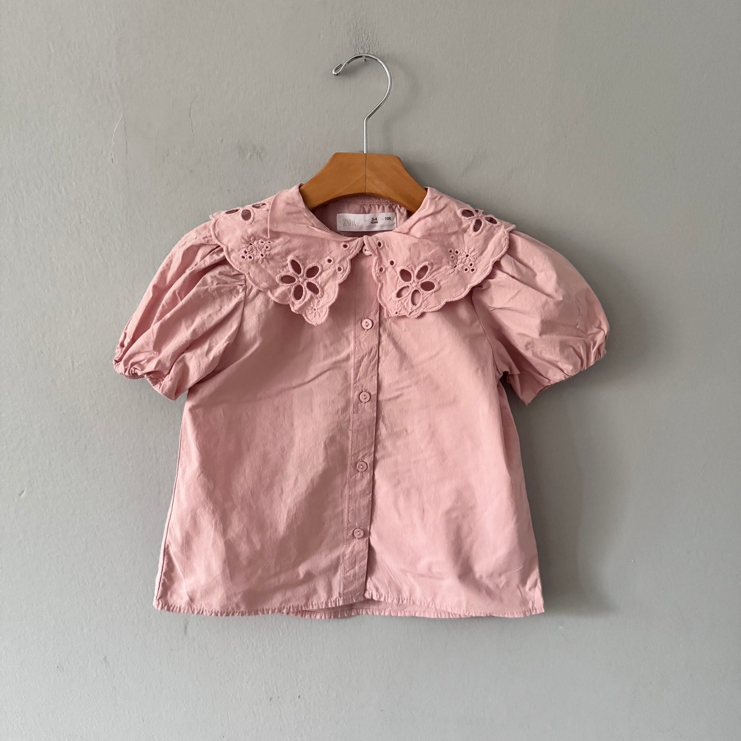 Zara / Pink blouse with collar / 3-4Y