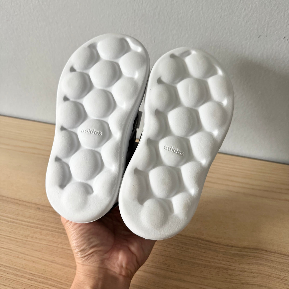Adidas / Sneaker / US10