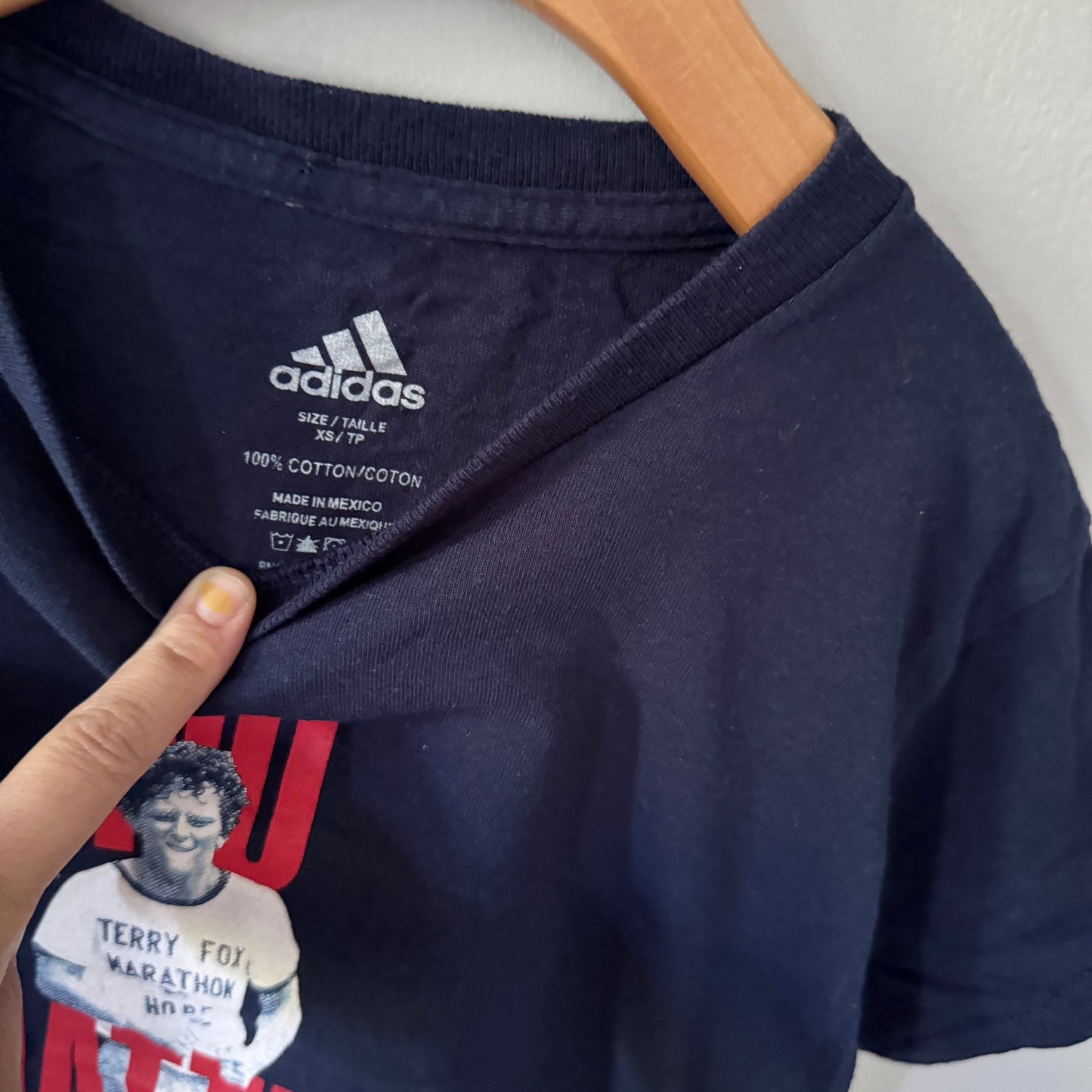 Adidas x Terry Fox / Navy T-shirt / XS(6-7Y)