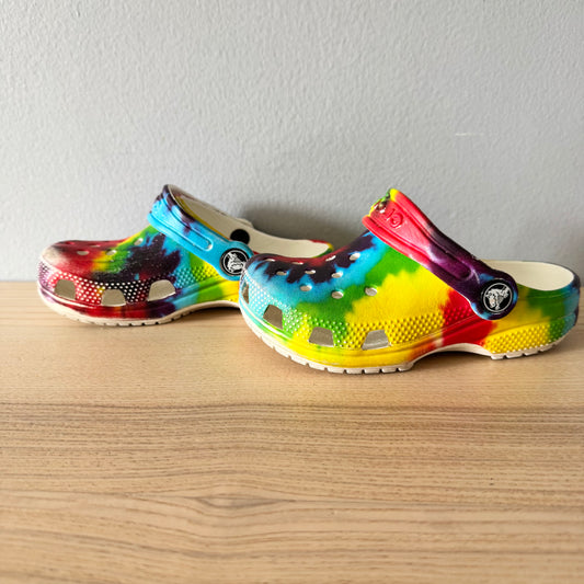 Crocs / Sandals / US9