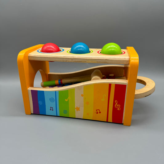 Hape / Pound & Tap Bench with Slide Out Xylophone