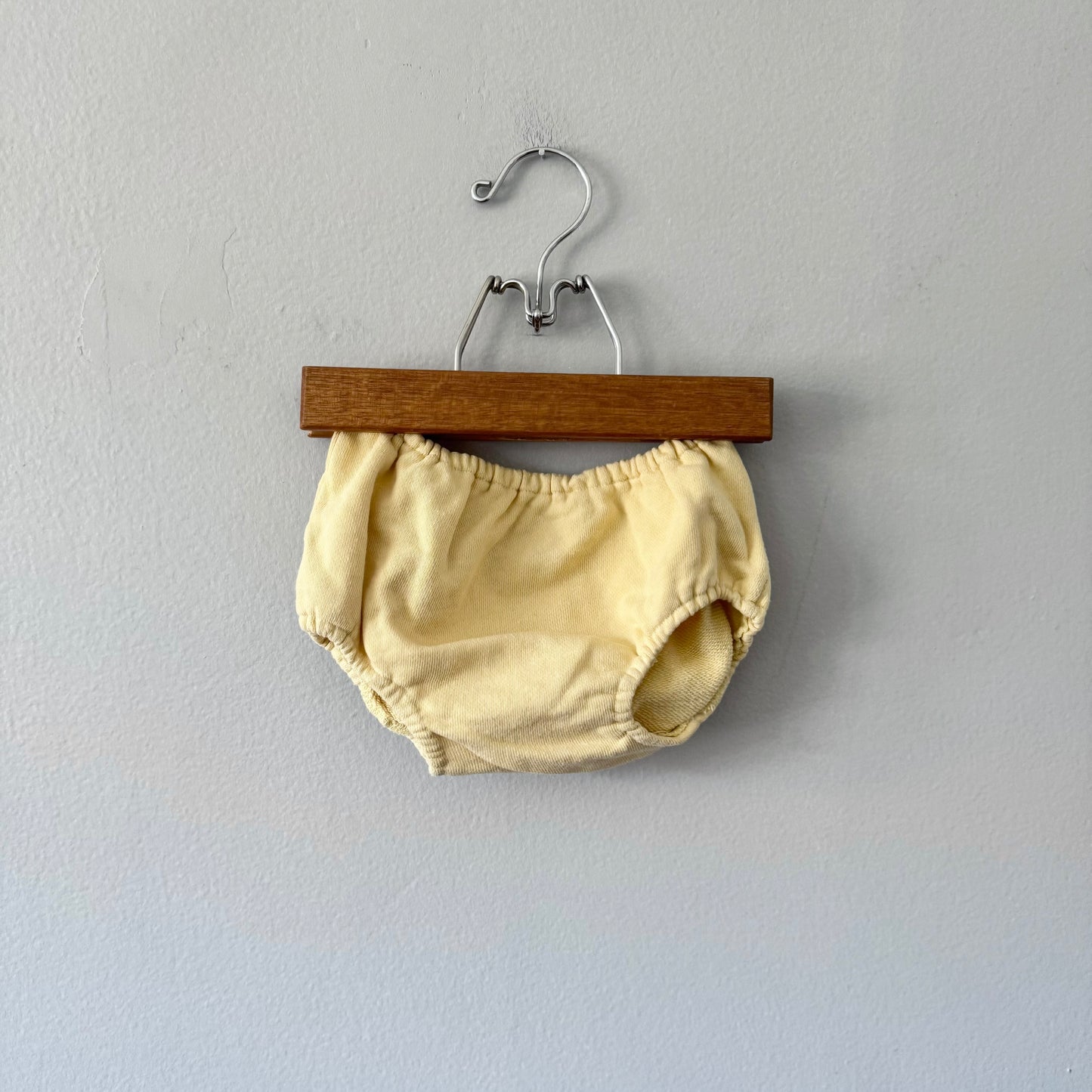 No brand / Yellow crew bloomer / 12M