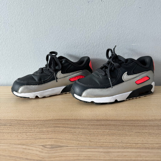 Nike / Sneaker / US10