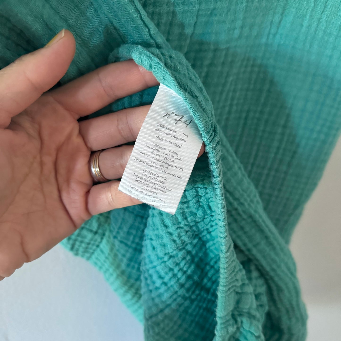 n 74 / Green muslin crib sheet