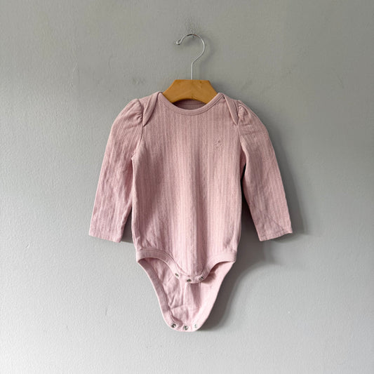Gap / Light pink onesie / 12-18M