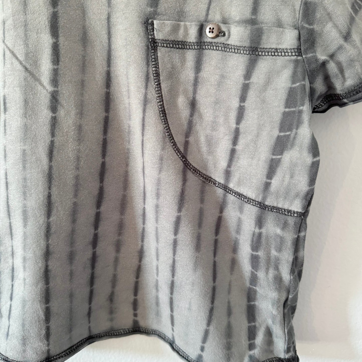 Art Class / Grey tie dye T-shirt / 4T