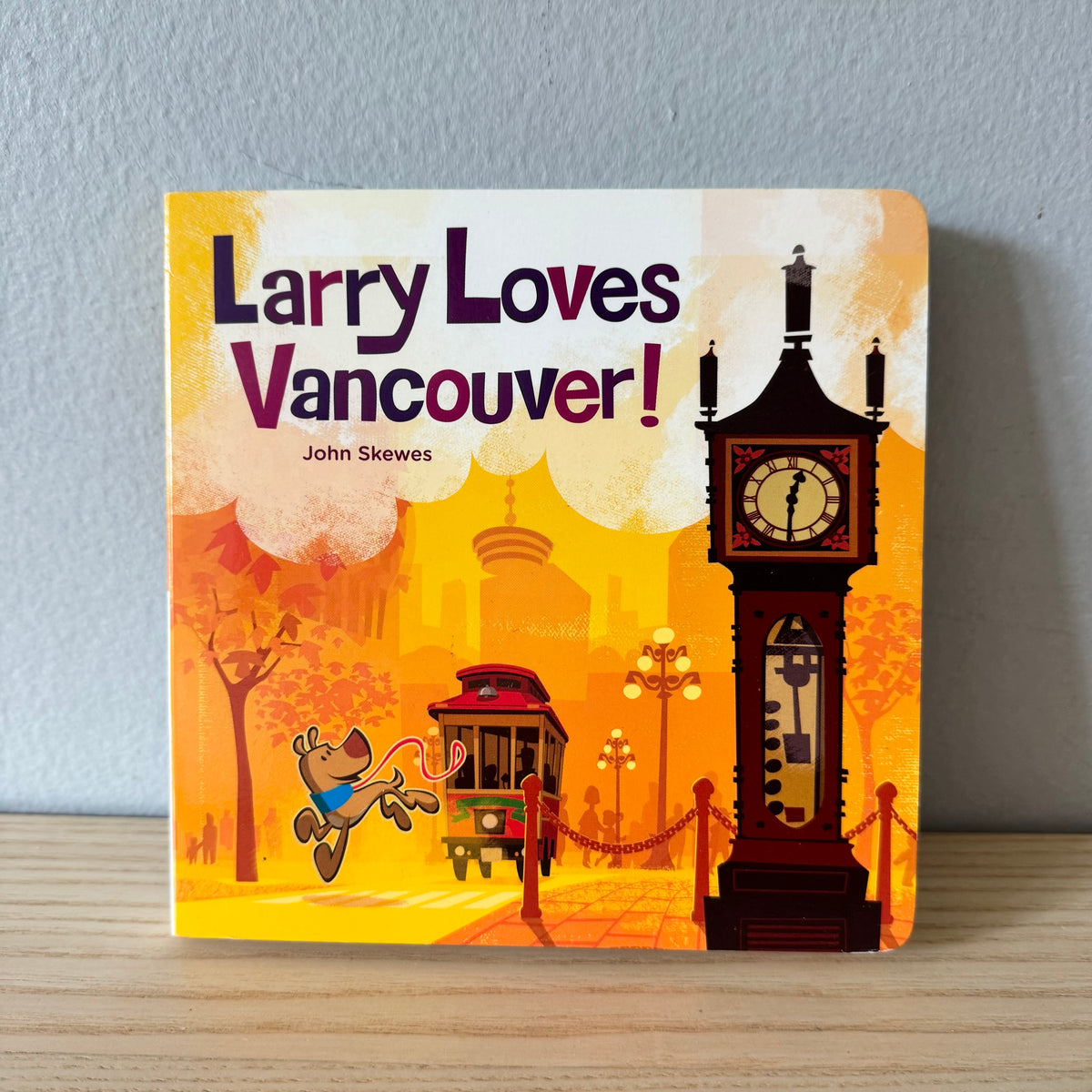 Larry Loves Vancouer / John Skewes