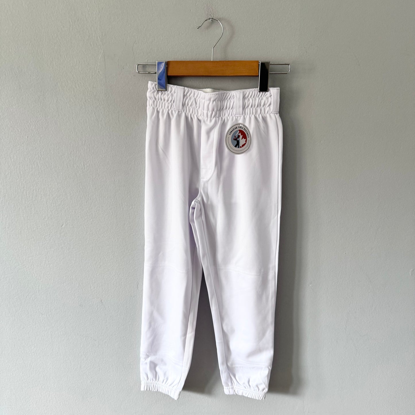 Canadian Girls baseball / White bottom / Youth M(6Y) - New with tag