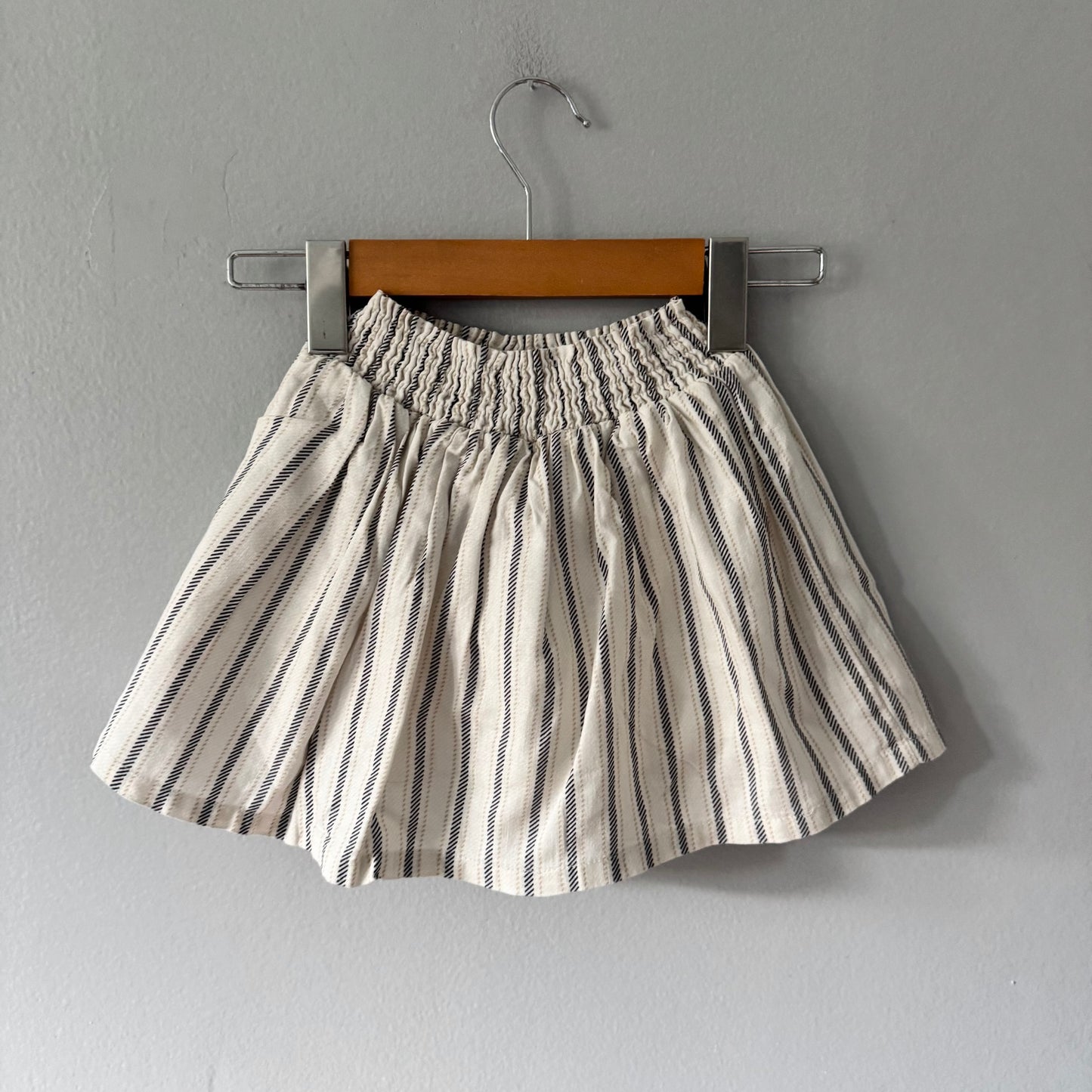 Miles the label / Skirt with shorts / 5Y