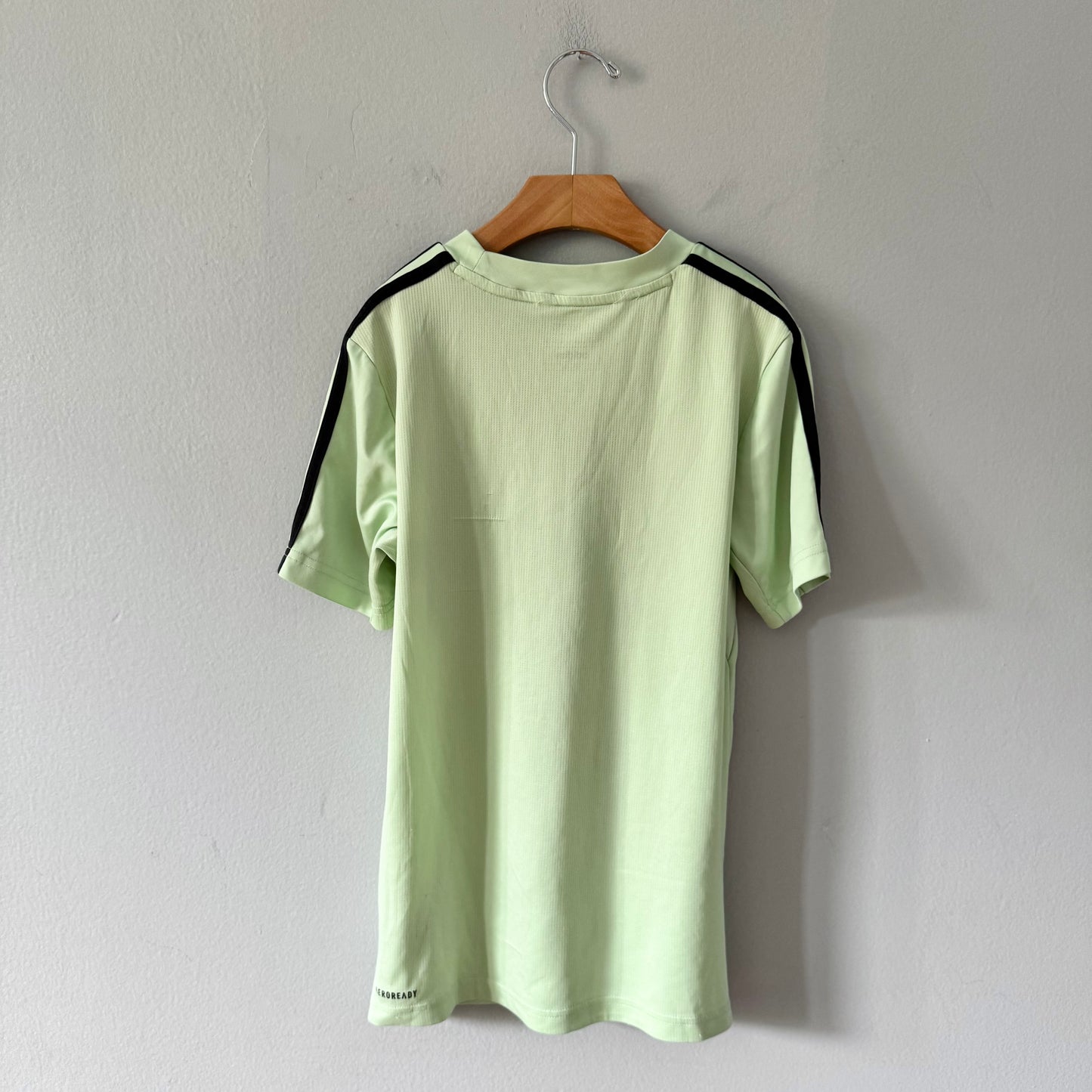 Adidas / Green active top / 11-12Y