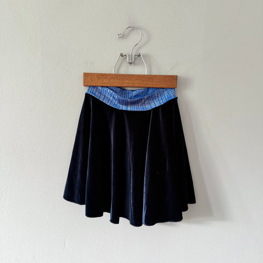 S Cross / Navy velour skirt / 6-7Y