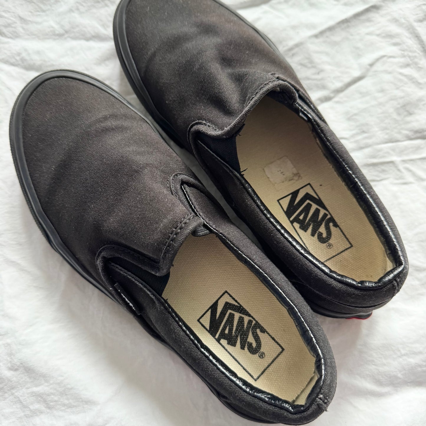 Vans / Running Shoes / Women 7.5