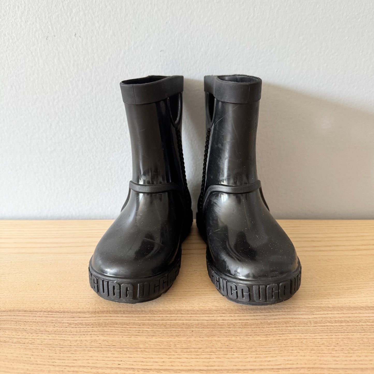 Ugg / Black rain boots / US8