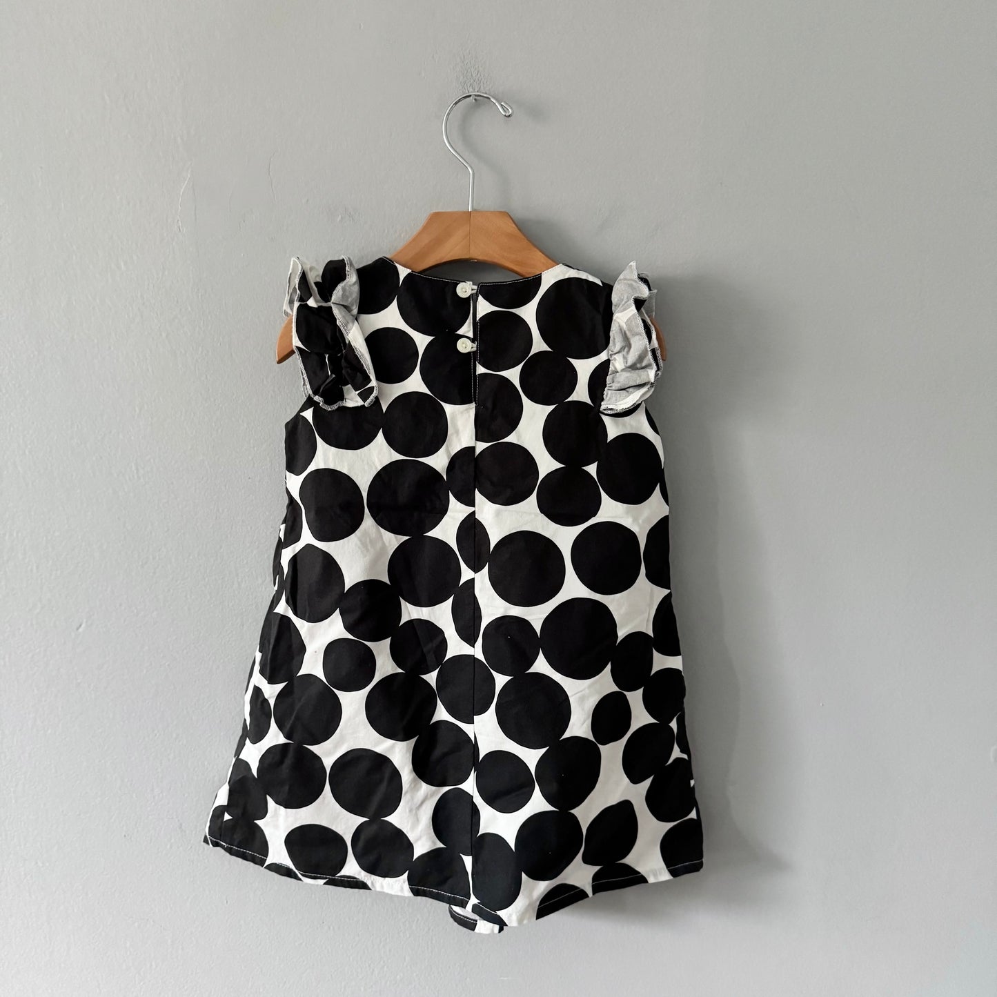 No brand / Black x white dress / 3Y