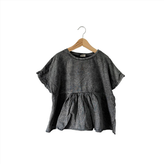 Zara / Black oversized T-shirt / 8Y