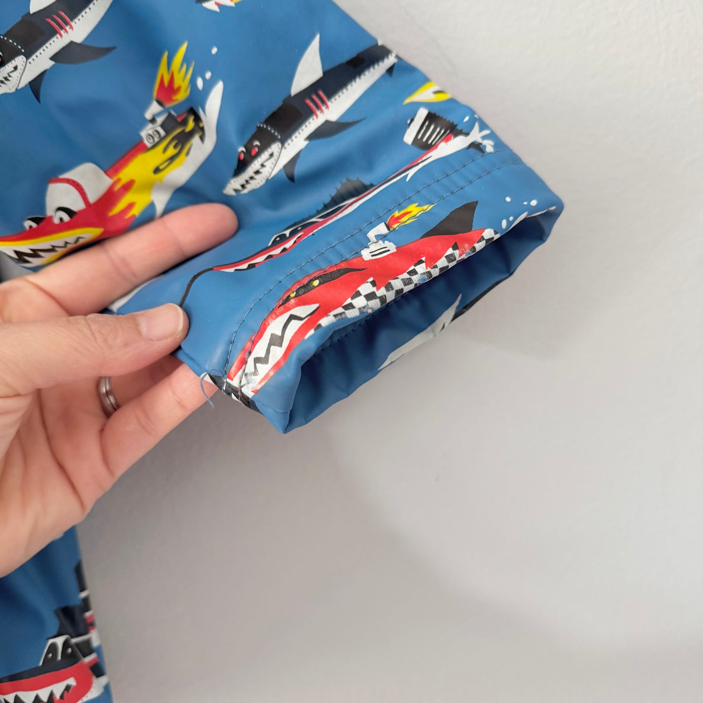 Hatley / Blue shark x boat rain jacket / 2Y