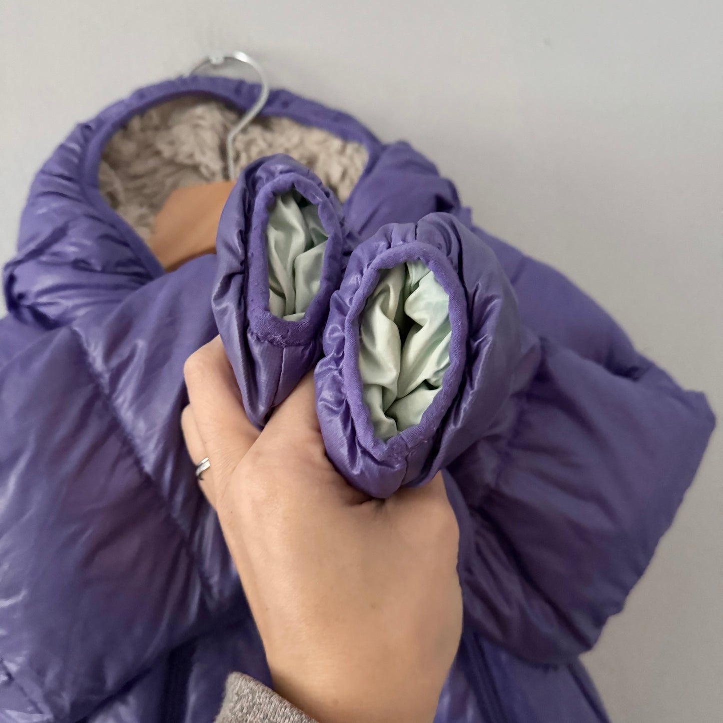 Patagonia / Purple snow suit / 18M