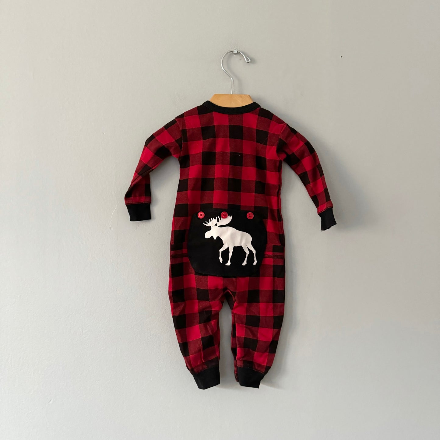 The Blue House / Red x black plaid romper / 3-6M