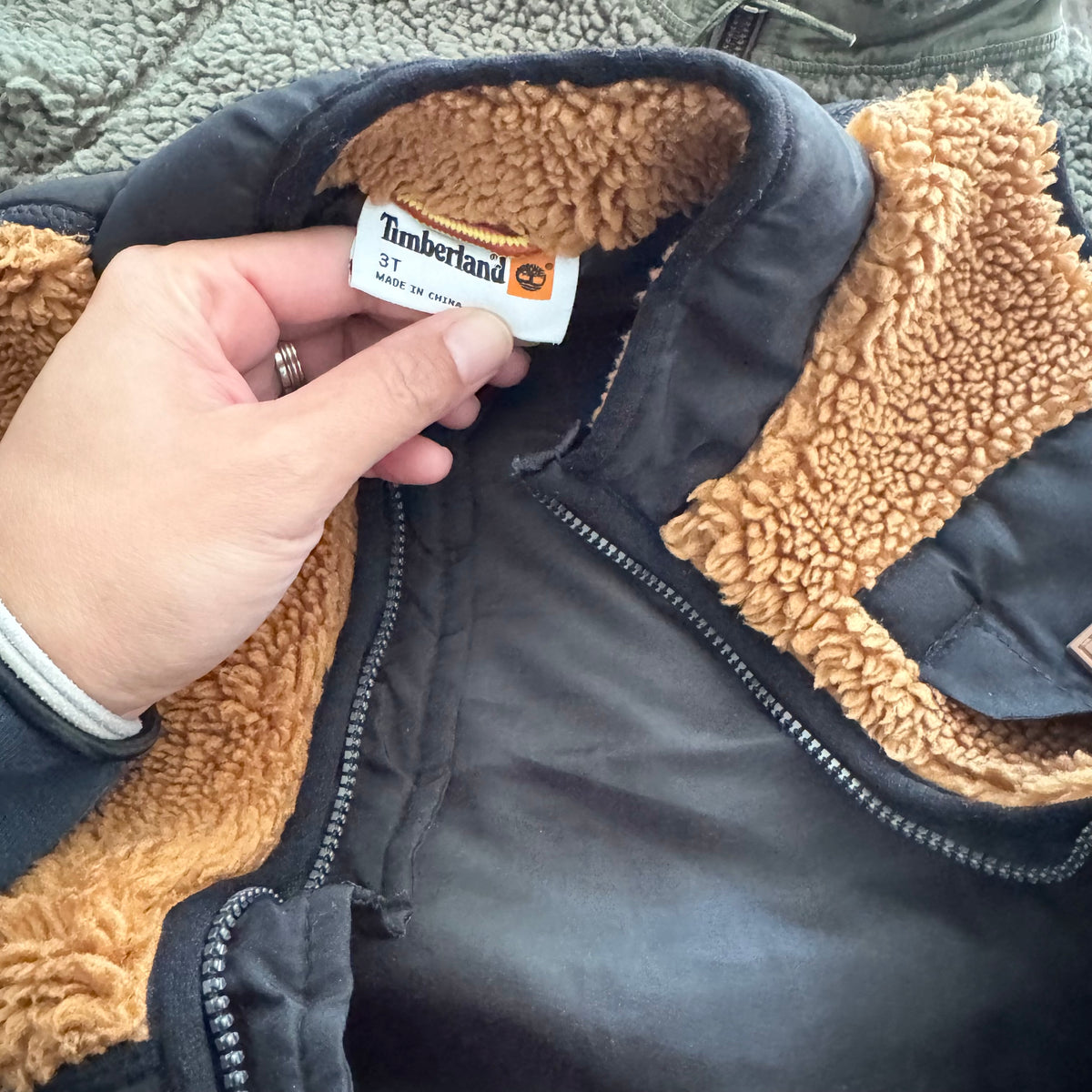 Timberland / Sherpa brown black puffer vest / 3T