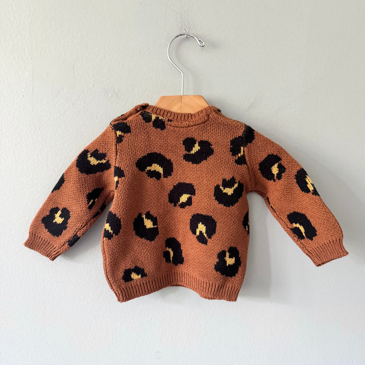 Hema / Brown x leopard knit top / 62(3-6M)