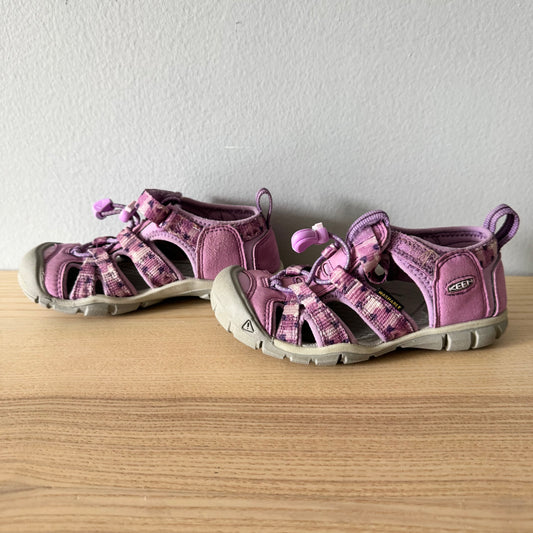 Keen / Sandals / US10