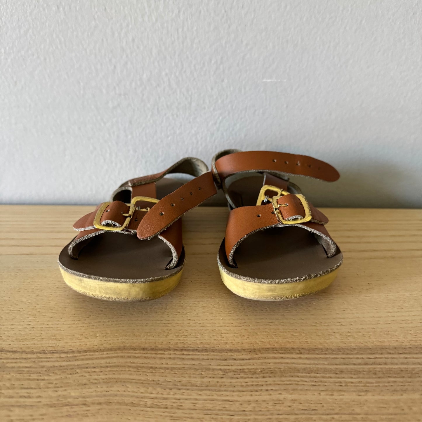 Salt Water / Sandals / US7
